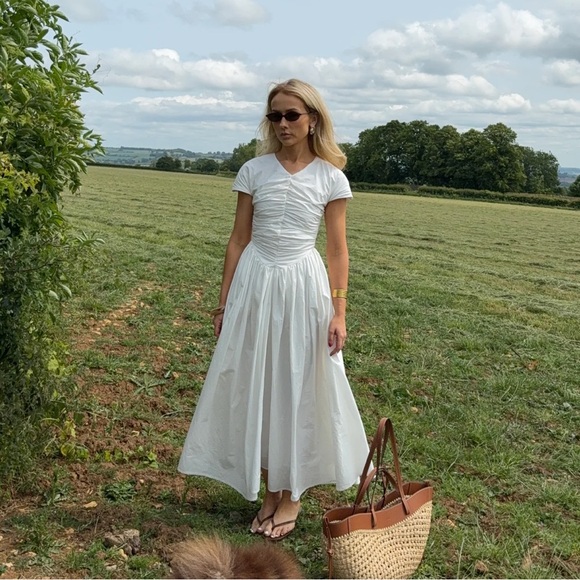 Fuchsia Shaw Dahlia Dress - Picture 1 of 9